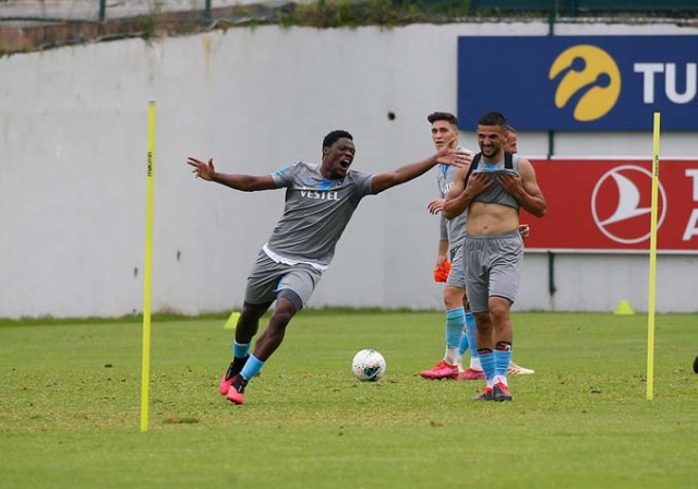 Trabzonspor'da M.Ali Yılmaz tesislerinde çalışmalarını sürdürdü. 21 Mayıs 2020 21