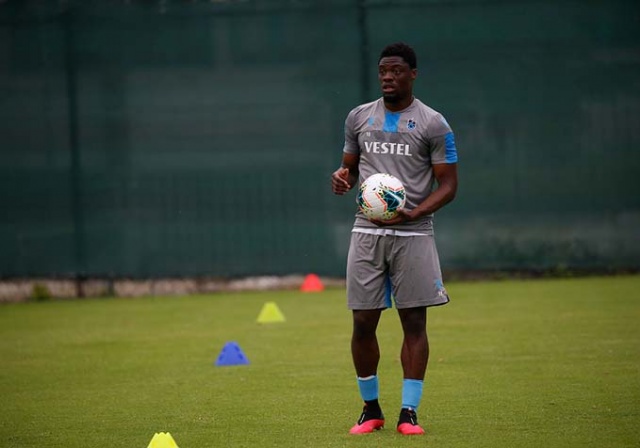 Trabzonspor'da M.Ali Yılmaz tesislerinde çalışmalarını sürdürdü. 21 Mayıs 2020 23