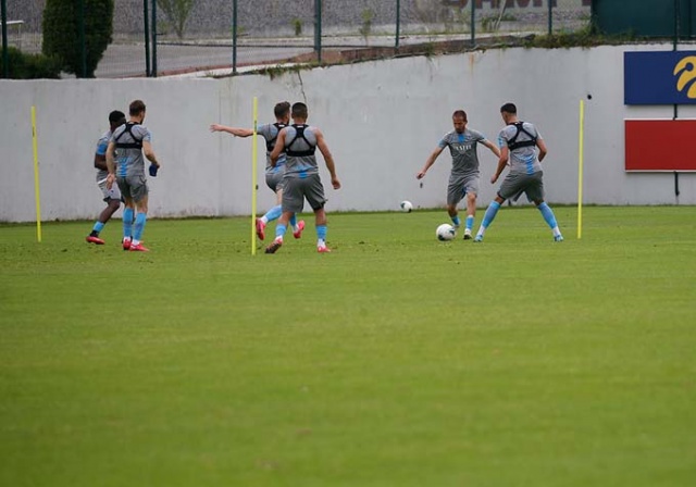 Trabzonspor'da M.Ali Yılmaz tesislerinde çalışmalarını sürdürdü. 21 Mayıs 2020 25