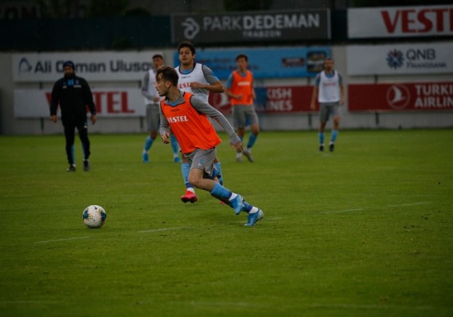 Trabzonspor'da idmanlar sürüyor 14