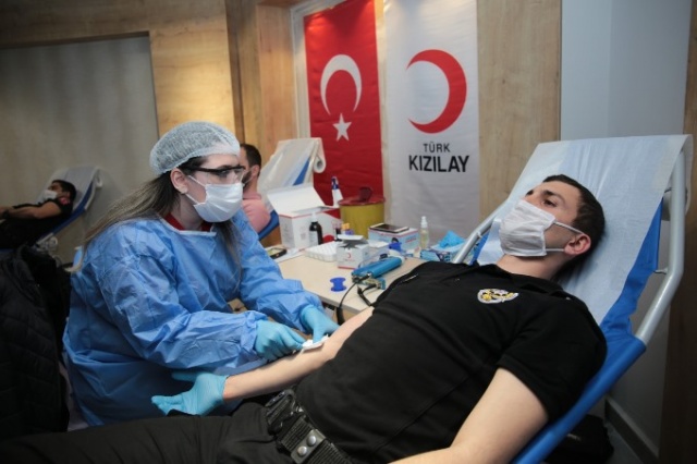 Trabzon Emniyeti'nden kan bağışı 4