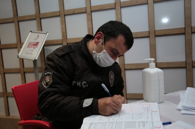 Trabzon Emniyeti'nden kan bağışı 3