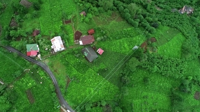 Onlara sokağa çıkma yasağı yok! Güneş doğmadan yola koyuldular 5