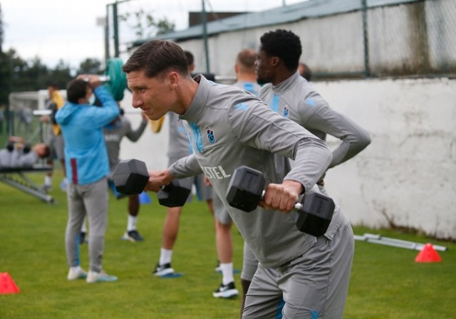 Trabzonspor 2 gün aranın ardından  Çimşir yönetiminde  güç depoladı 24