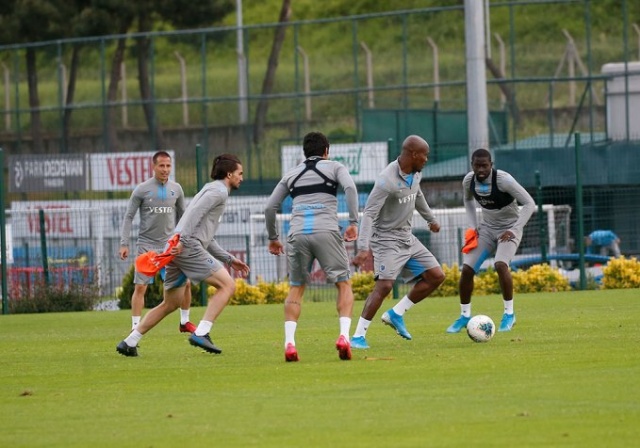 Trabzonspor 2 gün aranın ardından  Çimşir yönetiminde  güç depoladı 25