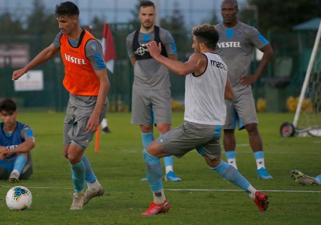 Trabzonspor idmanda Hüseyin Çimşir için doğum günü kutlaması yaptı. 26 Mayıs 2020 18