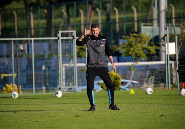 Trabzonspor idmanda Hüseyin Çimşir için doğum günü kutlaması yaptı. 26 Mayıs 2020 8