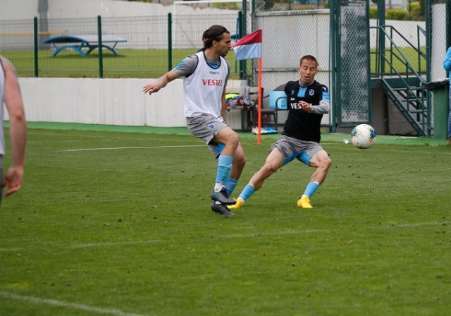 Fırtına’da Sabah Mesaisi: Hüseyin Çimşir’den Sprint ve Dayanıklılık Yüklemesi 14