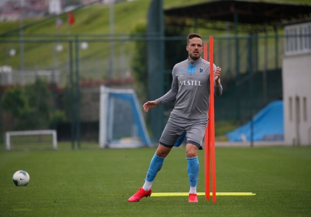 Fırtına’da Sabah Mesaisi: Hüseyin Çimşir’den Sprint ve Dayanıklılık Yüklemesi 32