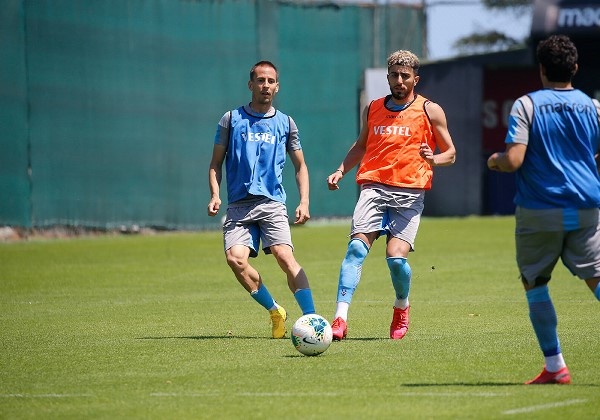 Trabzonspor Hüseyin Cimşir yönetiminde çalıştı.30 Mayıs 2020 4