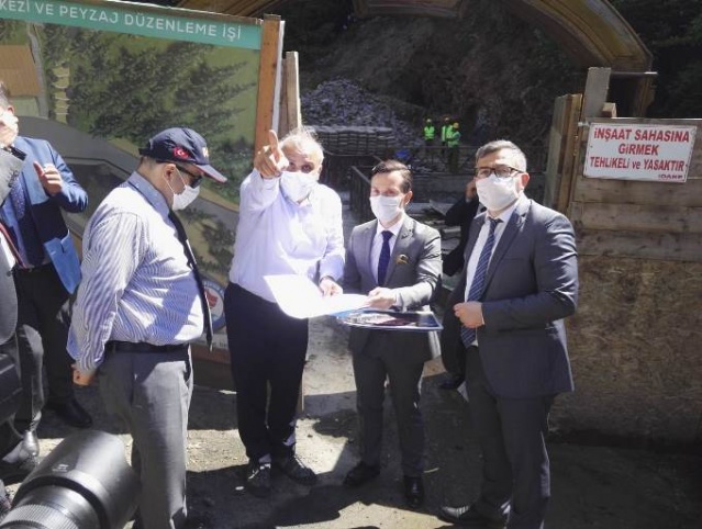 Ustaoğlu ve Zorluoğlu'ndan Sümela çıkarması 12