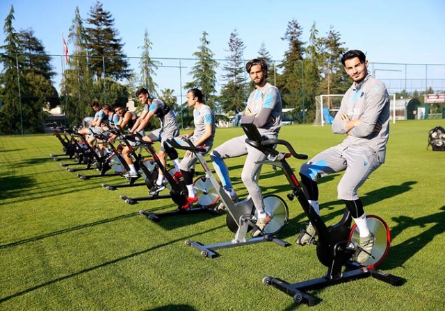 Trabzonspor’da Günlük Antrenman Programı Tamamlandı 19