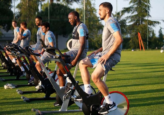 Trabzonspor’da Günlük Antrenman Programı Tamamlandı 27