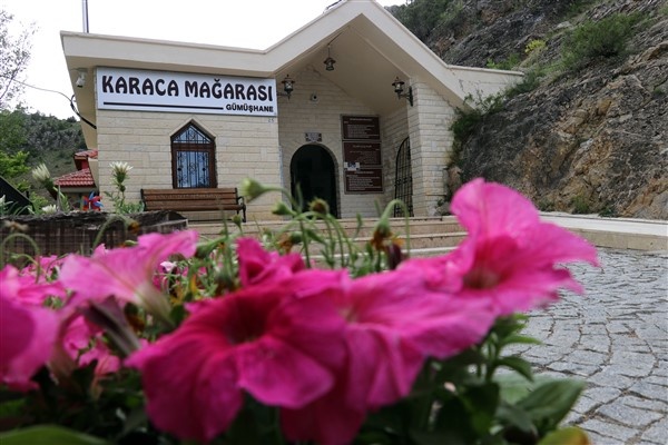 Doğu Karadeniz'de 150 milyon yaşındaki yer altı sarayında turizm sezonu başladı 6