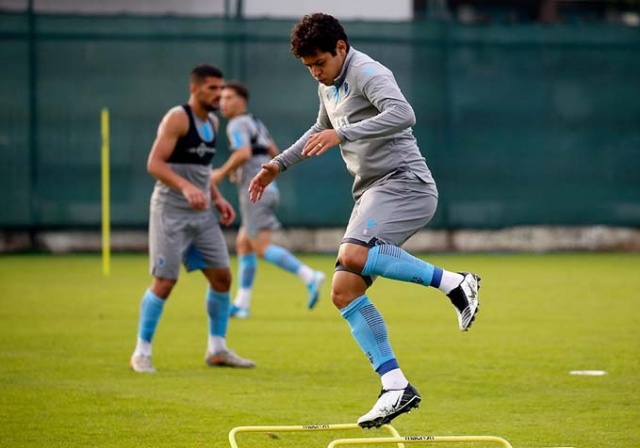 Trabzonspor Hüseyin Cimşir yönetiminde taktik çalışması yaptı. 9