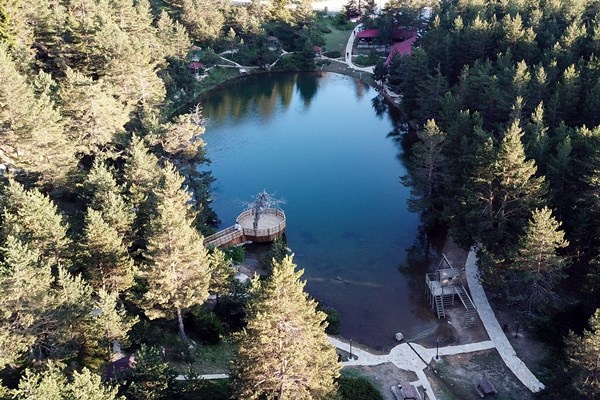 Korona virüs tedbirleri alınan tabiat harikası Limni Gölü ziyaretçilerini bekliyor 5