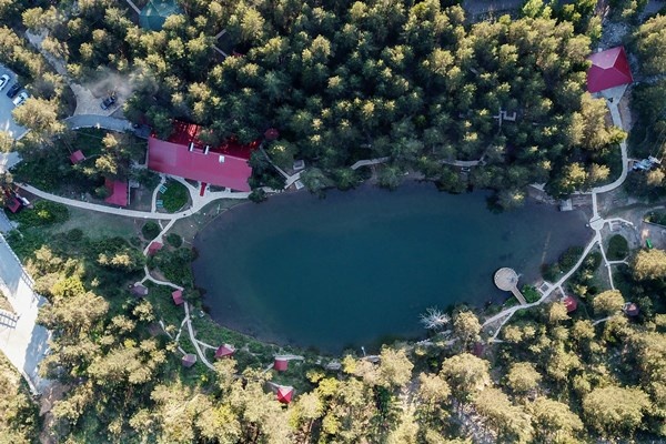 Korona virüs tedbirleri alınan tabiat harikası Limni Gölü ziyaretçilerini bekliyor 4