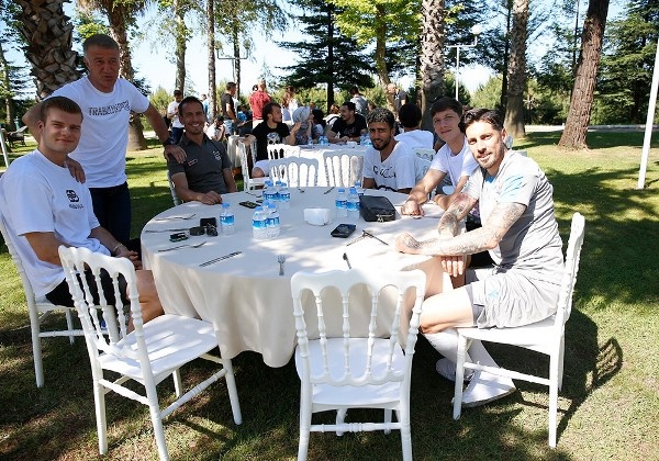 Trabzonspor'da moral yemeği 18