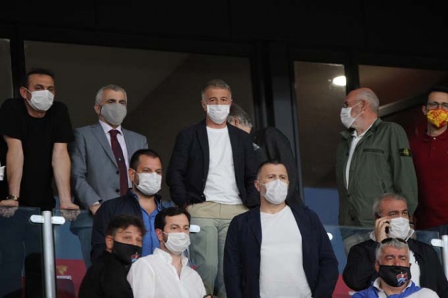 Göztepe Trabzonspor maçında neler oldu? 16