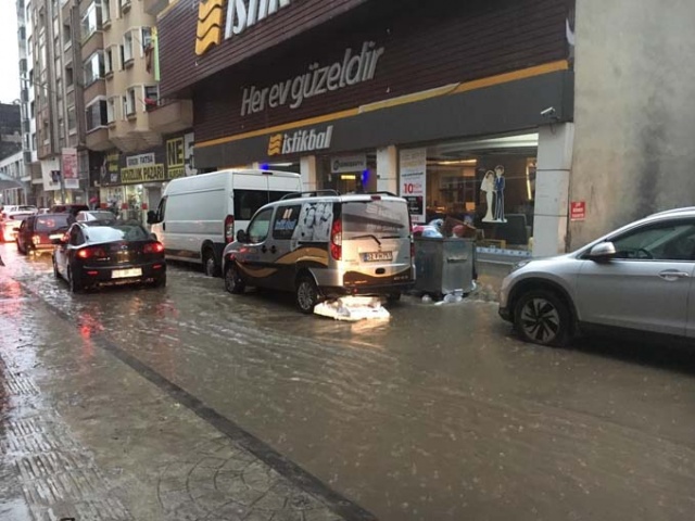 Ordu'yu sağanak yağış vurdu 5
