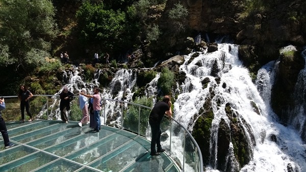Doğu Karadeniz'in doğa harikası Tomara Şelalesi yeniden açıldı 5