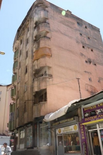 Cezaevinden çıktı erkek çocuğa tecavüz etti, yaşlı kadını taciz etti 6