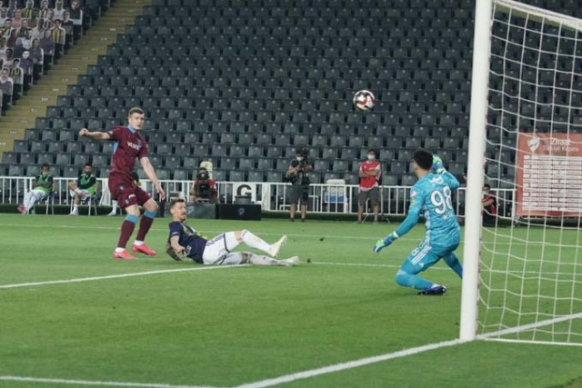 Fenerbahçe-Trabzonspor maçında neler oldu? 13