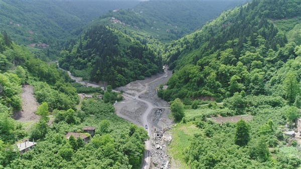 Trabzon'da selin vurduğu Çamlıktepe yaralarının sarılmasını bekliyor 3