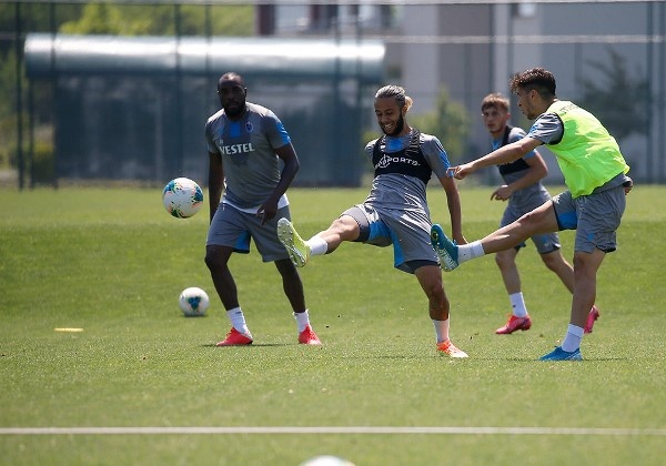 Trabzonspor Alanyaspor maçı hazırlıklarına başladı 4