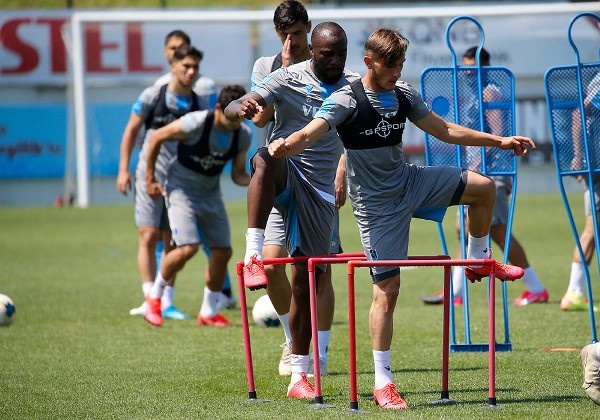 Trabzonspor Alanyaspor maçı hazırlıklarına başladı 22