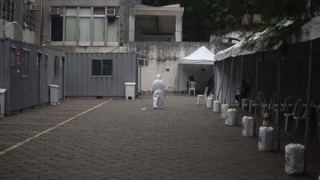 İtalyan profesör: Koronavirüs etkisini yitirdi 13