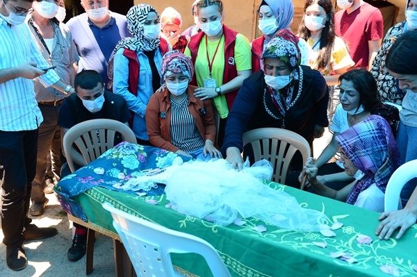 İkranur son yolculuğuna uğurlandı 11