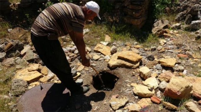 Bu kuyuya yaklaşan canlılar ölüyor 3