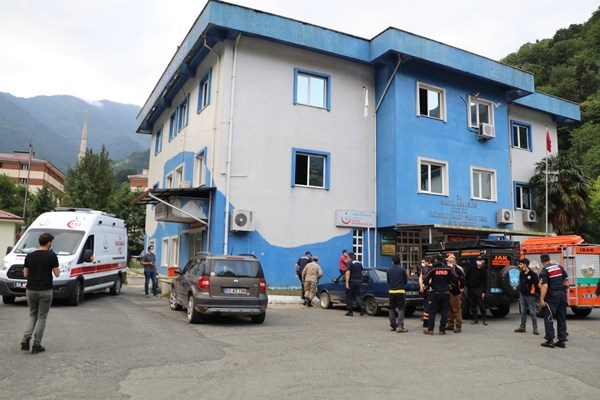 Rize'de kaybolan 11 yaşındaki çocuk 12 kilometre uzaklıkta bulundu 2