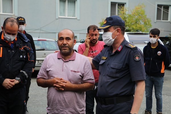 Rize'de kaybolan 11 yaşındaki çocuk 12 kilometre uzaklıkta bulundu 8