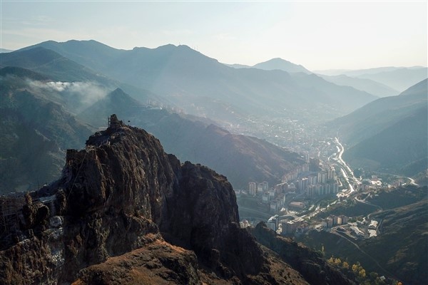Gümüşhane'nin kaleleri büyülüyor 1