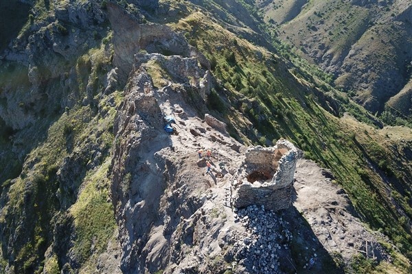 Gümüşhane'nin kaleleri büyülüyor 14