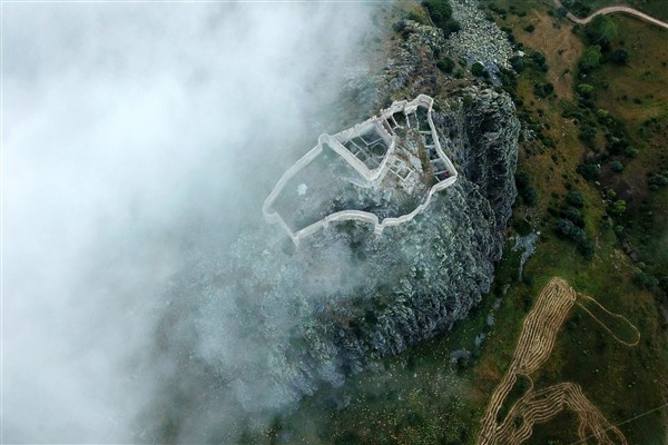 Gümüşhane'nin kaleleri büyülüyor 6