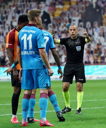 Galatasaray Trabzonspor maçında neler oldu? 25