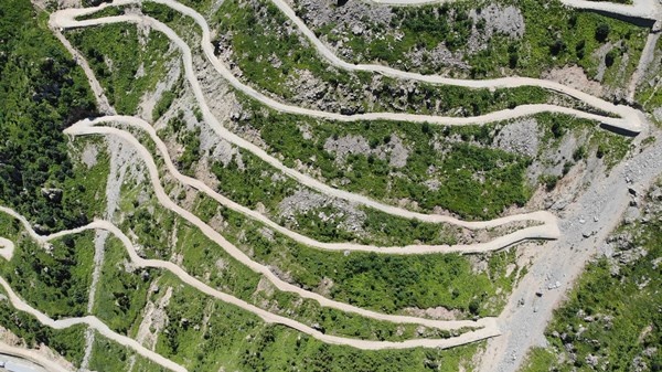 Trabzon'daki dünyanın en tehlikeli yolu ulaşıma açılmayı bekliyor 9