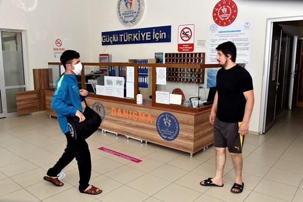 Babasının hayatını sonlandıran ‘su’ ona hayat verdi 9