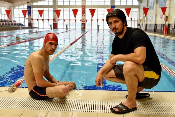 Babasının hayatını sonlandıran ‘su’ ona hayat verdi 19