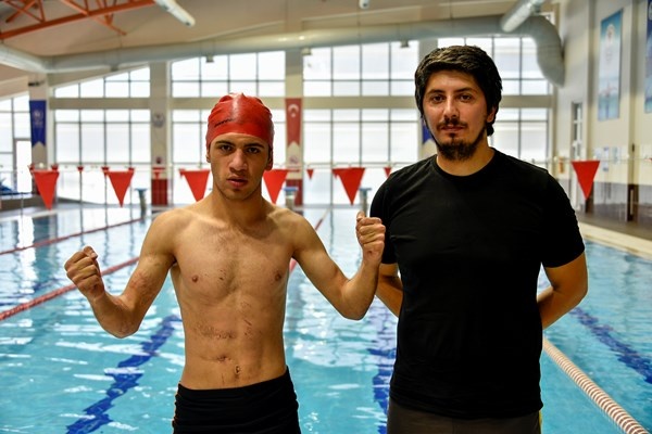 Babasının hayatını sonlandıran ‘su’ ona hayat verdi 22