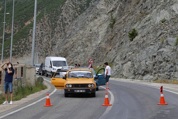 Görenler heyelan sandı ama bakın ne yapıyorlar 6