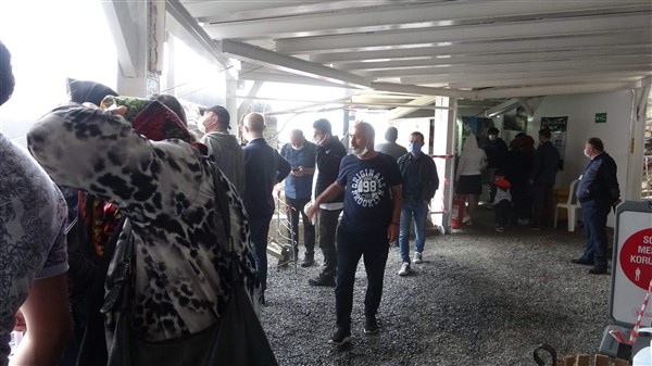 Sümela tamamen açılmamasına rağmen ziyaretçi akınına uğruyor 2