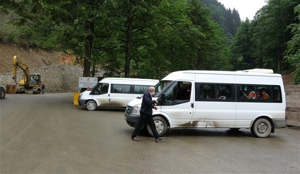 Sümela tamamen açılmamasına rağmen ziyaretçi akınına uğruyor 11