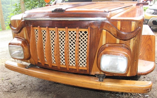 Rizeli mobilya ustası ahşap kamyonet yaptı 5