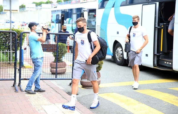 Trabzonspor, Denizlispor Maçı İçin Denizli’ye Hareket Etti 11