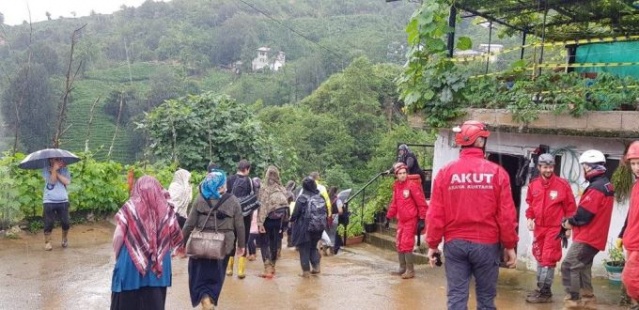 Herşey gitti geriye çamur kaldı 12