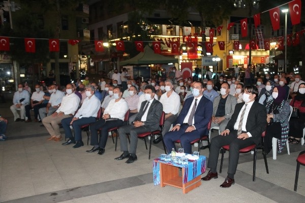 Akçaabat 15 Temmuz’da tek yürek 8